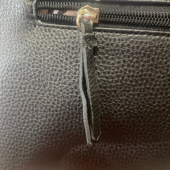 Jessica Simpson Shoulder /Crossbody /Wristlet- Black, Gray and Taupe Bag - Picture 6 of 14